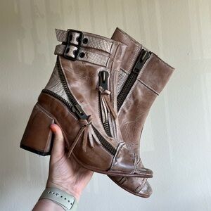 Freebird by Steven Zombi leather sandal open toe block heel tan taupe size 7